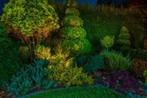 lightening system for tree
